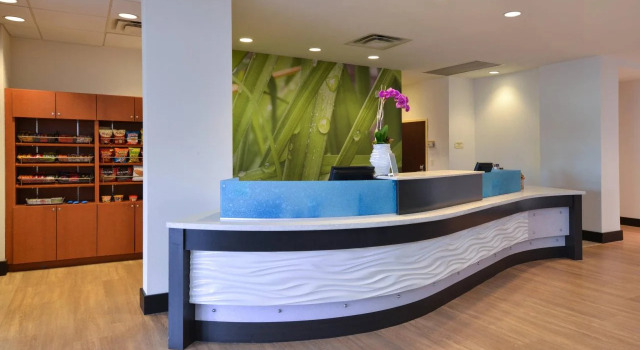 SpringHill Suites by Marriott Oklahoma City Airport, Prenota Hotel Hotel a Oklahoma con piscina, Piscina