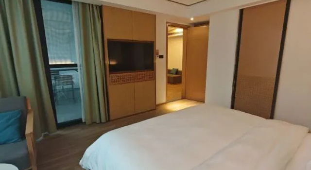 Люкс Mi LV you pin Qin Hu Xuan Hu Jing garden inn (Old Town of Lijiang branch)