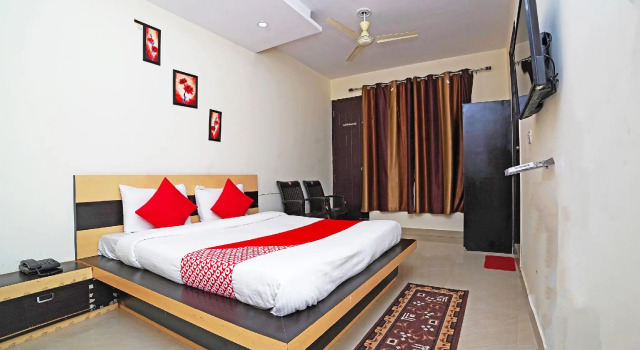 OYO 41348 Hotel Sameer Residency, Rezervovat Hotel Nainital Uttarakhand