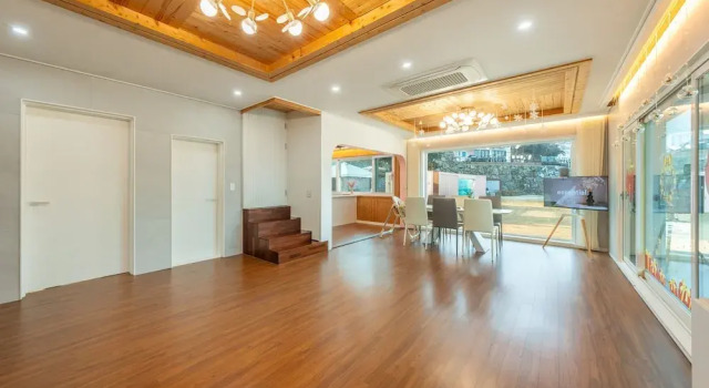 Yeosu La Rosa Private Pool Villa Pension, Reserva ahora Villa Cabañas en Jeolla del Sur, Cabaña