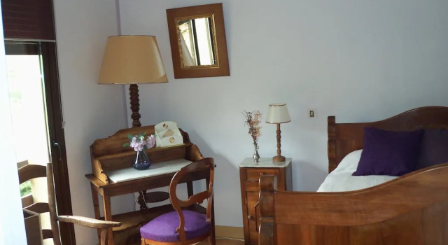 Les Egalieres, Rezervați Hotel Aguessac Languedoc-Roussillon