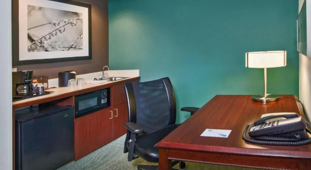 Люкс SpringHill Suites Raleigh-Durham Airport/Research Triangle Park
