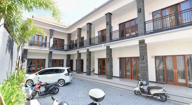 RedDoorz near Gatsu Barat Denpasar, Забронировать Отель Денпасар Denpasar Municipality