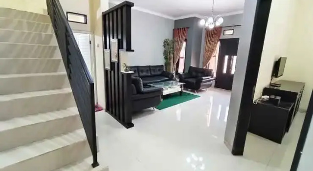 Villa Kusuma Estate 21 With Private Pool by N2K, Rezervovat Vila Chaty v Batu, poblíž Taman Wisata Tirta Nirwana Songgoriti, Chalupa