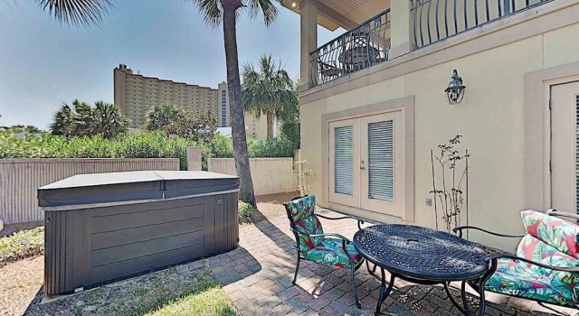 Sea Breeze, Забронировать Отель Дестин Emerald Coast, рядом с Аквапарк Биг-Каунас