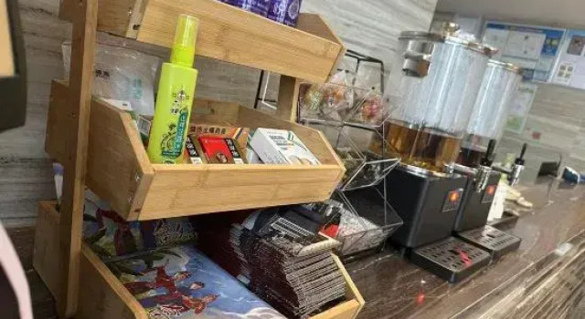 Zheng Ming Hotel, Rezerwuj Hotel Hotele biznesowe w Lishui, 4* 5*