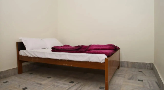 Номер Standard Hotel Yash Paradise