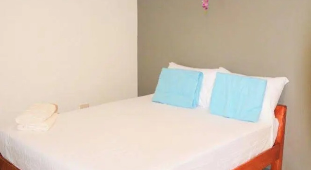 Alona Studios Apartment Hotel