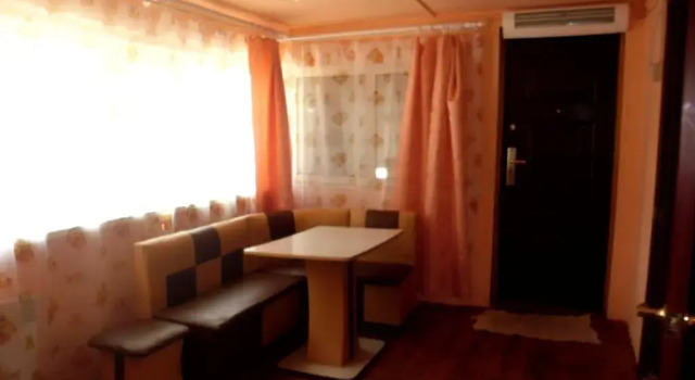 Lyubava Guest House, Забронировать Гостевой дом Отели Иркутского района с бассейном, Бассейн