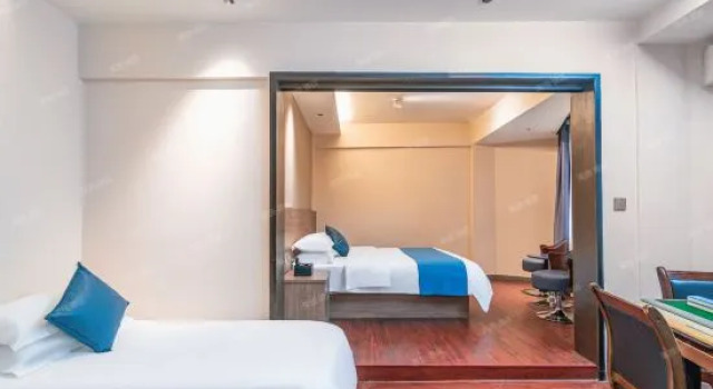 Люкс Deluxe Yeste Hotel （Guilin High-speed Railway）