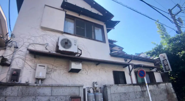 Апартаменты Antique room with Onsen in Atami