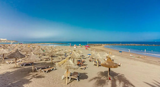 Апартаменты Aircon Las Americas 2min off a Beach 1 bedrm WIFI