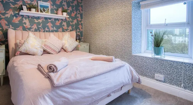 Lobster Cottage - 3 Bedroom Cottage - Tenby