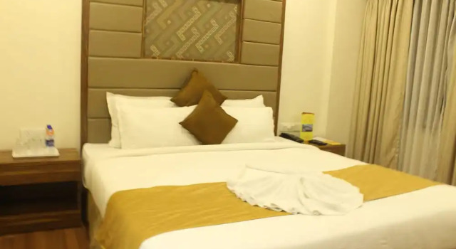Люкс Hotel Shree Venkateshwara