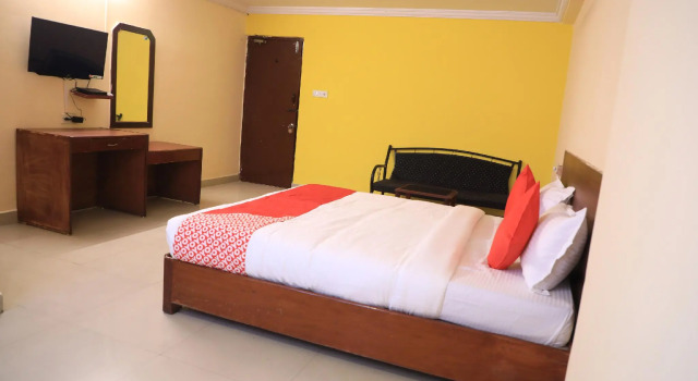 Номер Standard Hotel O Priya Residency