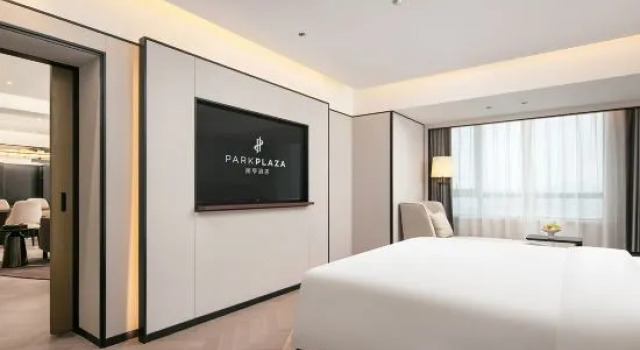 Люкс Executive Park Plaza