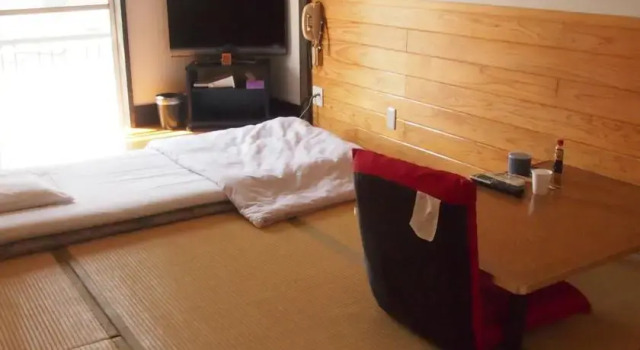 Kariboshi, Boek Hotel Takachiho Miyazaki