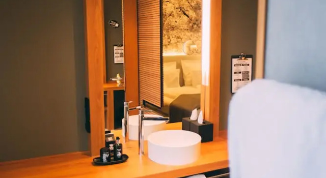 Двухместный номер Deluxe с видом на внутренний двор Me and All Hotel Dusseldorf, by Hyatt
