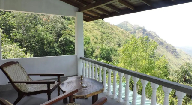 Двухместный номер Standard с балконом Misty Hills Ella Resort