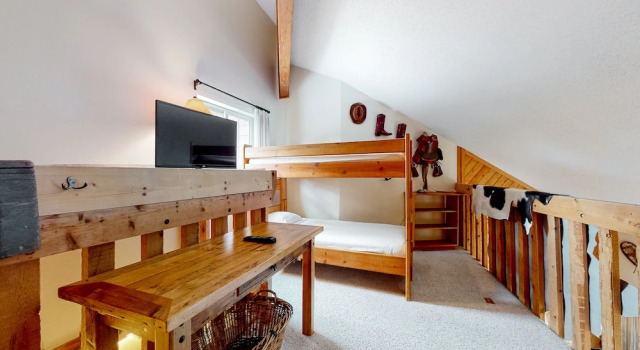 Апартаменты с 2 комнатами с балконом Pine Ridge Condos