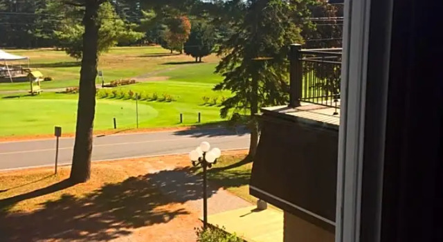 Двухместный люкс с балконом Rawdon Golf Resort