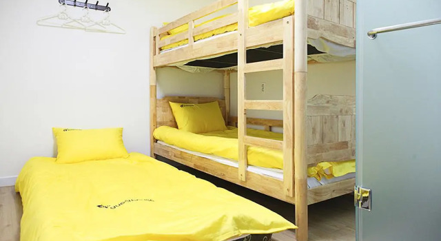 Трёхместный номер Standard 24 Guesthouse Cheonggyecheon