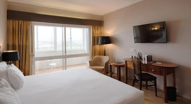 Люкс Golden Tulip Porto Gaia
