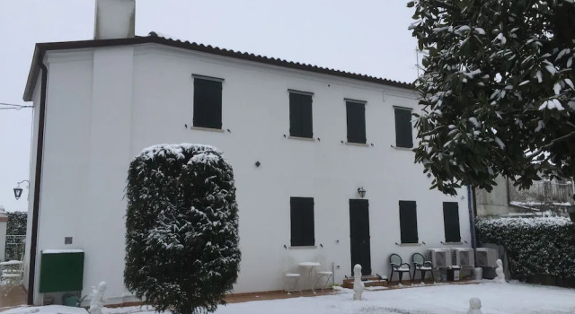Dimora Naviglio, Забронировать Отель «постель и завтрак» Отели Доло с парковкой, Парковка