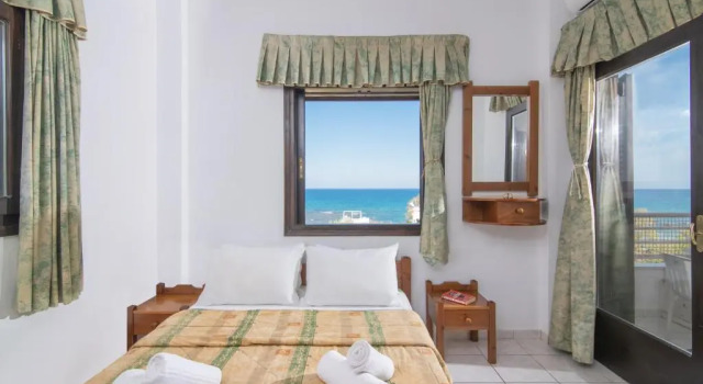 Апартаменты Family с видом на море Iliostasi Beach Apartments