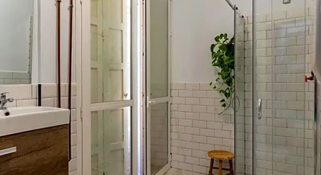 Номер Deluxe The Urban Jungle Hostel