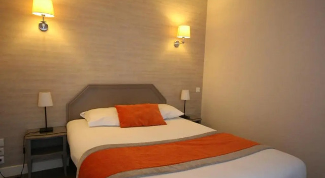 Двухместный номер Comfort Hotel de la Gare de Troyes