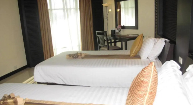 Двухместный номер Superior с видом на бассейн The Nouveau Chumphon Beach Resort And Golf