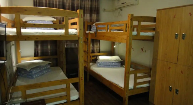 Кровать в общем номере Xian The Facebook Youth Hostel