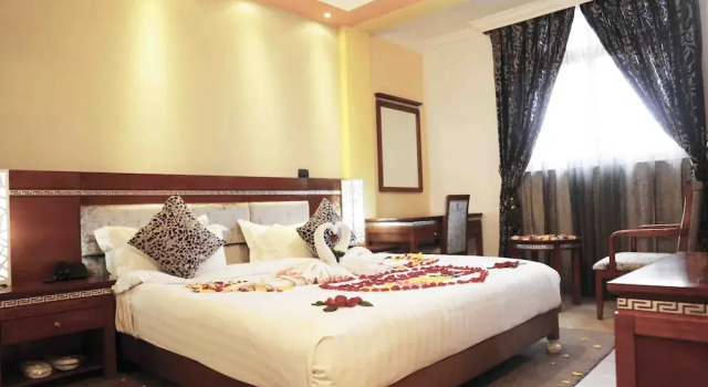 Vamos Guest House, Забронировать Гостевой дом Отели Lideta с парковкой, Парковка