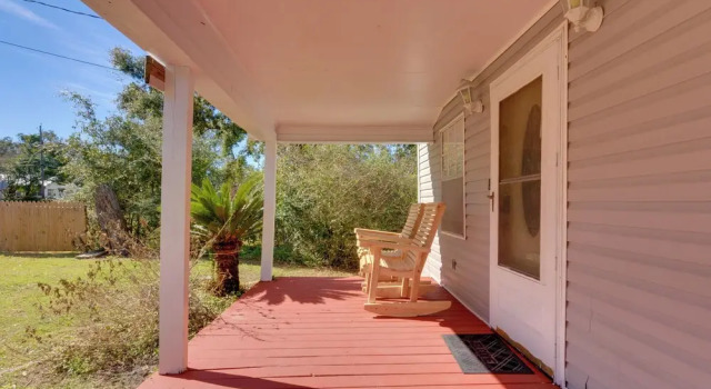 Коттедж Stunning Gulfport Getaway ~ 1 Mi to the Beach