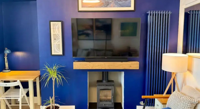 Warm, Upgraded Top-floor Flat in Finnieston, Забронировать Апартаменты/квартира Отели Glasgow & The Clyde Valley с парковкой, Парковка