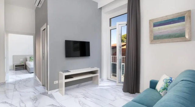 Amore Rentals - Appartamento Max 2 in Piazza Tasso, Забронировать Апартаменты/квартира Апартаменты Сорренто, рядом с Sedile Dominova, Апартаменты/квартира