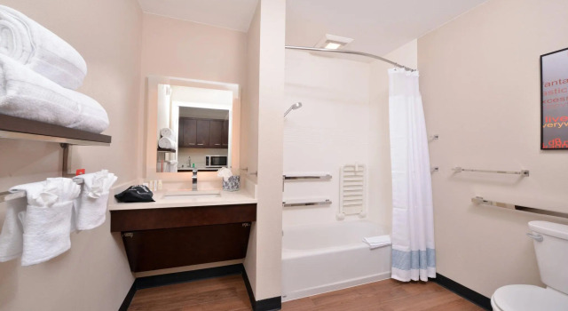 Двухместный люкс c 1 комнатой TownePlace Suites by Marriott Ontario Chino Hills