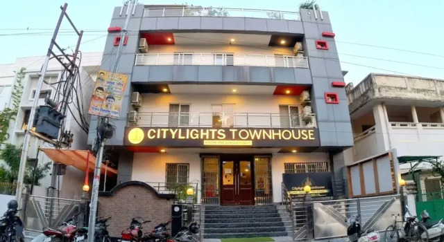 Citylights townhouse Prayagraj, Забронировать Отель Отели Аллахабад с завтраком, Завтраки