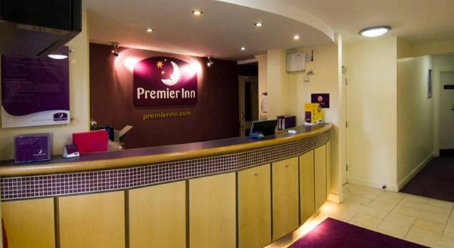 Premier Inn Manchester Altrincham