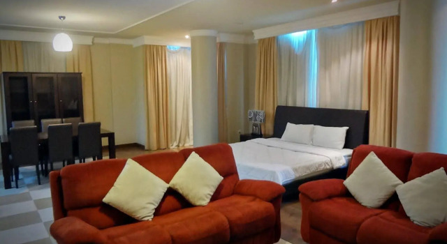 Le Royal, Rezervovat Hotel Hotely v Capital Governorate s bazénem, Bazén
