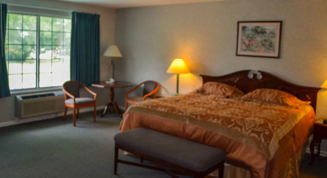 Surrey Inn Ashland, Prenota Hotel Ashland Ohio