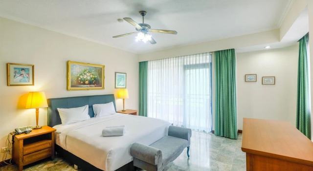 Elegant and Homey 2BR with Working Room Prapanca Apartment, Book Apartment Jakarta Jakarta Province