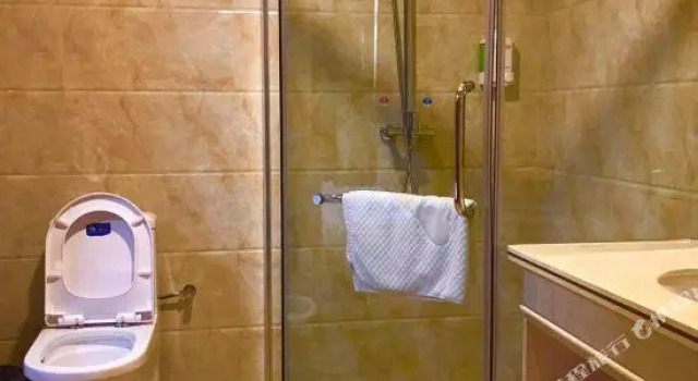 Junyu Business Apartment