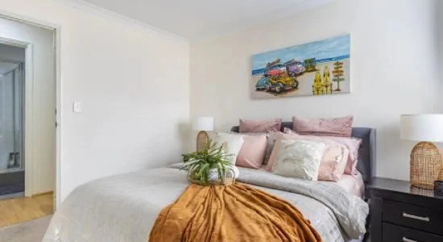Номер Standard Elegant Hampton-Style Retreat , Tranquil Private Bedroom with Shared Bathroom
