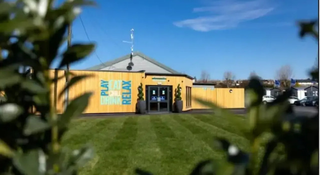 Felixstowe Beach Holiday Park Caravan, Book Hotel Hoteller i Felixstowe med parkering, Parkering