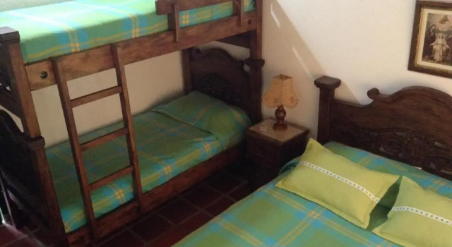 Villa Liliana Lodge Mesa de los Santos, Book Villa Los Santos Santander