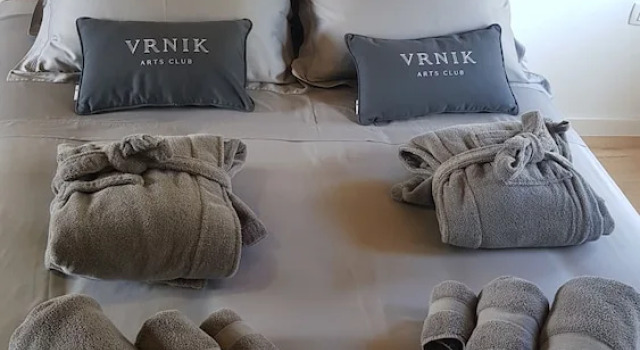 Vrnik Arts Club