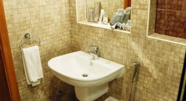Одноместный полулюкс Crystal Suites