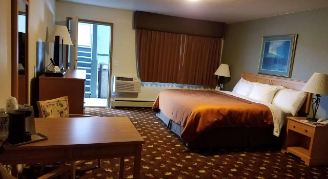 Best Western King Salmon Inn, Забронировать Отель Отели Солдотна с завтраком, рядом с Central Peninsula Hospital, Завтраки